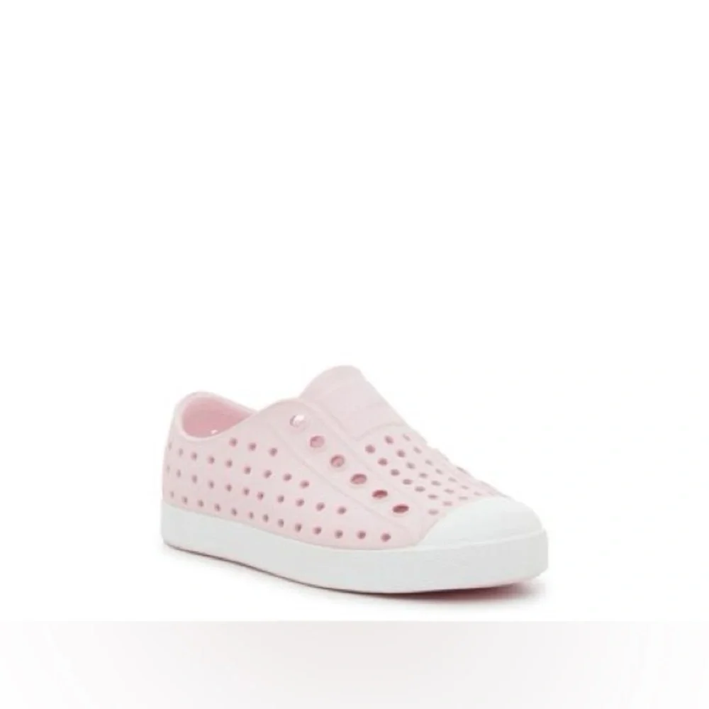 Native Jefferson Slip-On Sneaker - Kids 6C